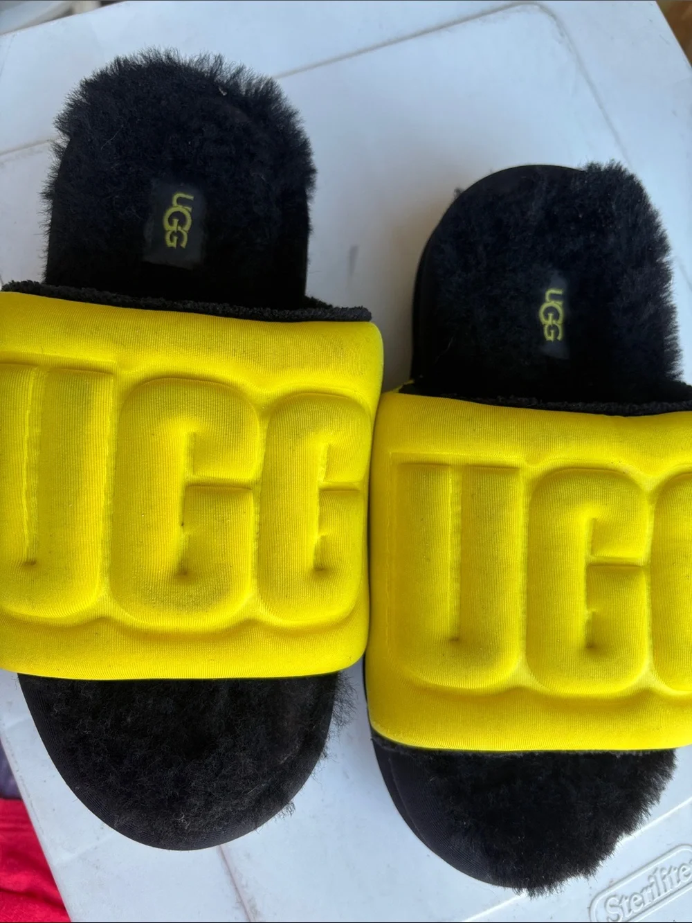 UGG Kids Black and Yellow Fluff Slide Sandals